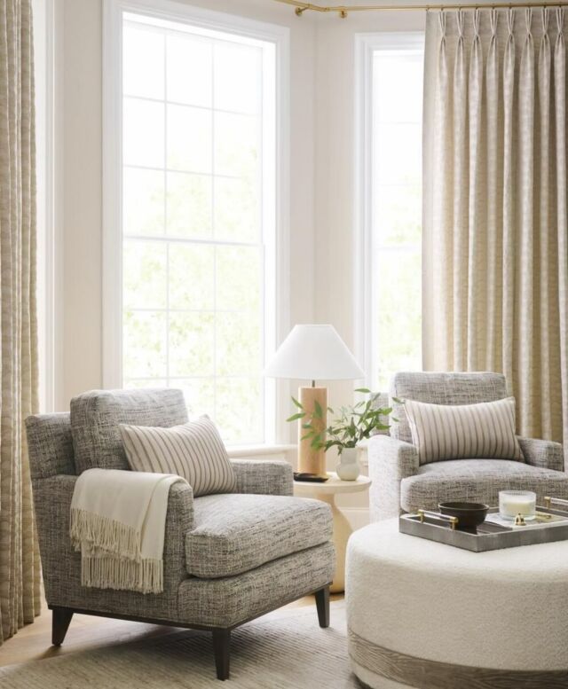 Cozy Up with neutrals from Fabricut’s Modern Home Collection ✨ 
Fabricut | Suite 132
.
.
.
#fabricut #fabricutmodernhomecollection #interiordesign #interiors #interiordecor
